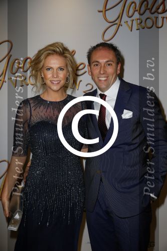 Amsterdam 1 december 2014
Premiere Gooische vrouwen 2 in het nieuwe de la mar met in de hoofdrollen Linda de Mol Lies Visschedijk Tjitske Reijdinga en Susan Visser