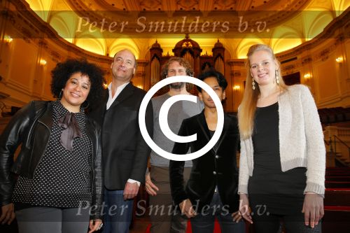 Amsterdam 28 november 2014
Persviewing RTL4 programma Het Orkest van Nederland, Tania Kross, dirigent en juryvoorzitter Jan Willem de Vriend, musicus/dj Ronald Molendijk, pianist Wibi Soerjadi en violiste Simone Lamsma