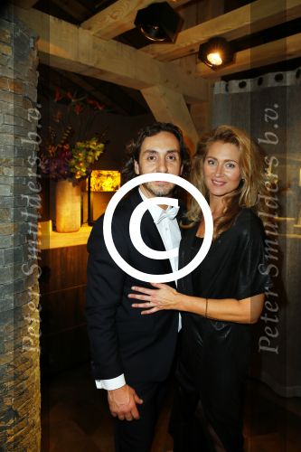 Amsterdam 11 december 2014
Luxery fair vip avond in de RAI. Osiri Shertman met vrouw
