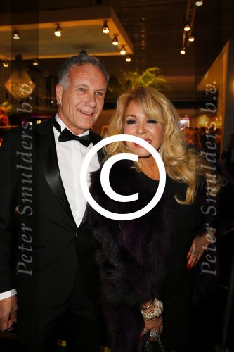 Amsterdam 11 december 2014
Luxery fair vip avond in de RAI. Patricia Paay met een kennis