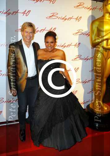 Amsterdam 15 november 2014
Bridget Maasland viert met haar familie en vrienden haar 40e verjaardag en het thema is The Oscars. Patty Brard en Antoine v d Vijver