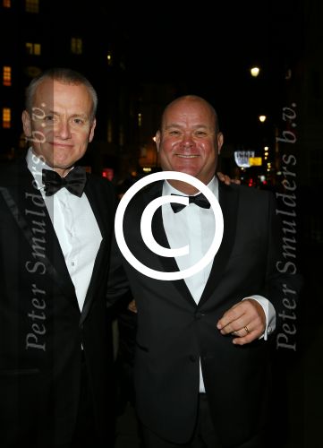 Londen 15 december 2014
Chantal Janzen en Marco Geeratz trouwen in Hotal Cafe Royal.
Het feest is s avonds in hotel Claridge\'s Paul de Leeuw en Stefan Nugter