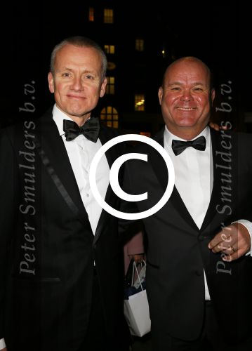 Londen 15 december 2014
Chantal Janzen en Marco Geeratz trouwen in Hotal Cafe Royal.
Het feest is s avonds in hotel Claridge\'s Paul de Leeuw en Stefan Nugter