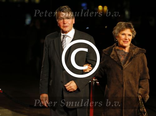 Utrecht 8 december 2014
Mr Pieter v Vollenhoven viert samen met zijn familie ,Prinses Margriet Prins Maurits Prinses Marilene Prins Bernhard Jr. Prinses Annette Prins Floris Prinses Aimee Prins Pieter Christiaan en Prinses Anita zijn 75e verjaardag in het Beatrix theater.