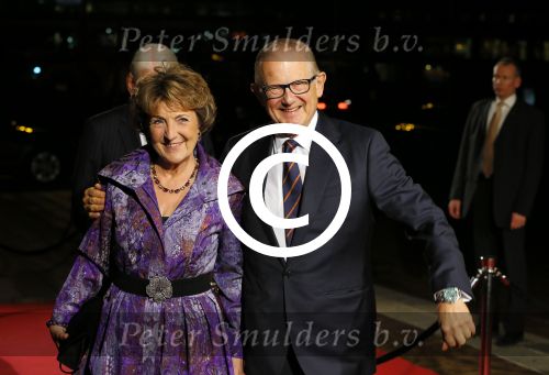 Utrecht 8 december 2014
Mr Pieter v Vollenhoven viert samen met zijn familie ,Prinses Margriet Prins Maurits Prinses Marilene Prins Bernhard Jr. Prinses Annette Prins Floris Prinses Aimee Prins Pieter Christiaan en Prinses Anita zijn 75e verjaardag in het Beatrix theater.