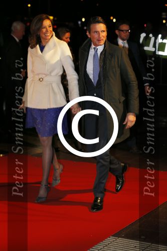 Utrecht 8 december 2014
Mr Pieter v Vollenhoven viert samen met zijn familie ,Prinses Margriet Prins Maurits Prinses Marilene Prins Bernhard Jr. Prinses Annette Prins Floris Prinses Aimee Prins Pieter Christiaan en Prinses Anita zijn 75e verjaardag in het Beatrix theater.