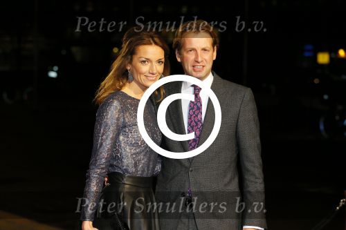Utrecht 8 december 2014
Mr Pieter v Vollenhoven viert samen met zijn familie ,Prinses Margriet Prins Maurits Prinses Marilene Prins Bernhard Jr. Prinses Annette Prins Floris Prinses Aimee Prins Pieter Christiaan en Prinses Anita zijn 75e verjaardag in het Beatrix theater.