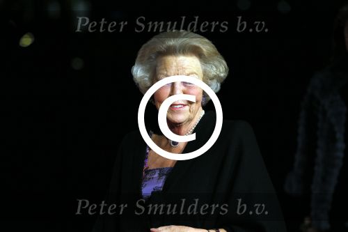 Utrecht 8 december 2014
Mr Pieter v Vollenhoven viert samen met zijn familie ,Prinses Margriet Prins Maurits Prinses Marilene Prins Bernhard Jr. Prinses Annette Prins Floris Prinses Aimee Prins Pieter Christiaan en Prinses Anita zijn 75e verjaardag in het Beatrix theater.