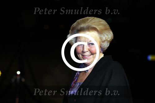 Utrecht 8 december 2014
Mr Pieter v Vollenhoven viert samen met zijn familie ,Prinses Margriet Prins Maurits Prinses Marilene Prins Bernhard Jr. Prinses Annette Prins Floris Prinses Aimee Prins Pieter Christiaan en Prinses Anita zijn 75e verjaardag in het Beatrix theater.