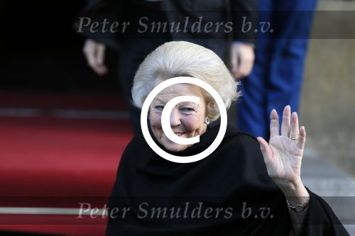 Amsterdam 10 december 2014
Uitreiking prins Claus prijzen in het paleis op de dam.
Aanwezig Koning Prins Willem Alexander Koningin Maxima Prinses Beatrix Prinses Mabel en Prins Constantijn.