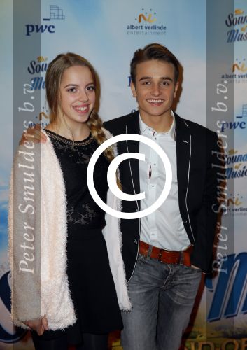 Den Bosch 23 november 2014
Premiere Sound of music in de parade in Den Bosch. Ralf Mackenbach met een vriendin