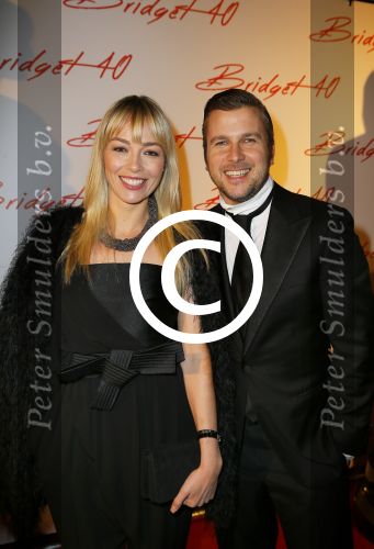 Amsterdam 15 november 2014
Bridget Maasland viert met haar familie en vrienden haar 40e verjaardag en het thema is The Oscars. Winston Gerschtanowitz en Renate Verbaan