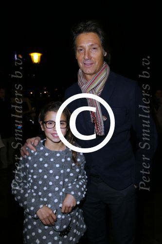 Amsterdam 18 december 2014
Premiere kerst circus in Carre.
Rick Engelkes met dochter
