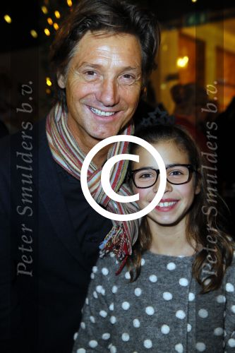 Amsterdam 18 december 2014
Premiere kerst circus in Carre.
Rick Engelkes met dochter