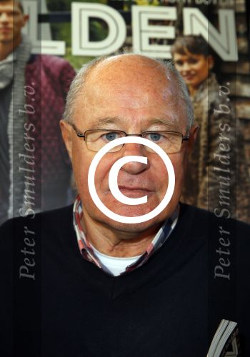 Ridderkerk 10 november 2014
Presentatie Helden met oa Klaasjan Huntelaar met vrouw en kinderen bij v d Valk. Rinus Israel