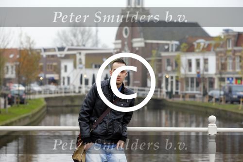 Weesp 4 december 2014
Robbie Hasselt wordt geinterviewd door Edwin Bredius. Robbie heeft dates gehad met Onno Hoes en deze gefilmd.