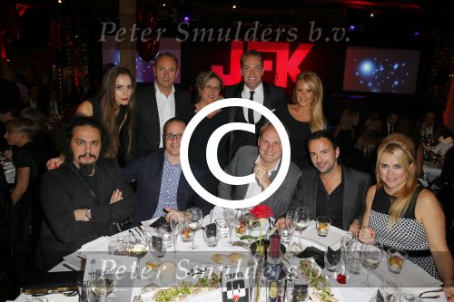 Amsterdam 8 november 2014
JFK Gala in de harbour club. jaguar Range Rover tafel met oa Robert Doornbos en Chantal Bles