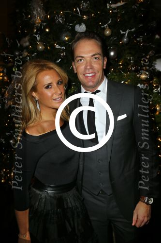 Amsterdam 11 december 2014
Luxery fair vip avond in de RAI. Robert Doornbos met Chantal Bles en kennissen