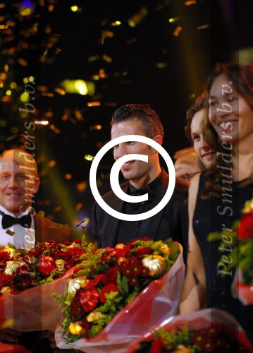 Amsterdam 16 december 2014
Sportman van het jaar verkiezing in de RAI.
Robin v Persie met zijn vrouw Bouchra en zijn moeder en opa