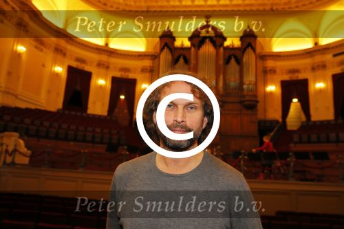 Amsterdam 28 november 2014
Persviewing RTL4 programma Het Orkest van Nederland, Tania Kross, dirigent en juryvoorzitter Jan Willem de Vriend, musicus/dj Ronald Molendijk, pianist Wibi Soerjadi en violiste Simone Lamsma