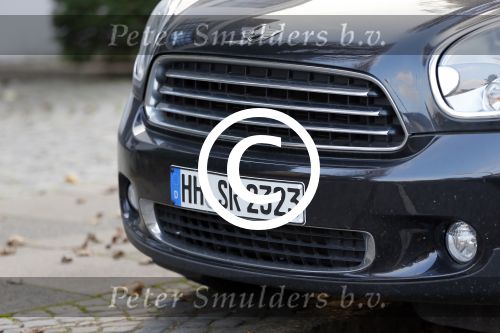 Hamburg 27 november 2014
HSV stadion (imtech arena) het huis van Sylvie Meis en de auto\'s van Rafal v d Vaart en Sabia Boulahrouz