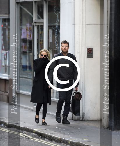 Londen 14 december 2014
Sam Worthington met zijn zwangere vriendin Lara Bingle in Londen