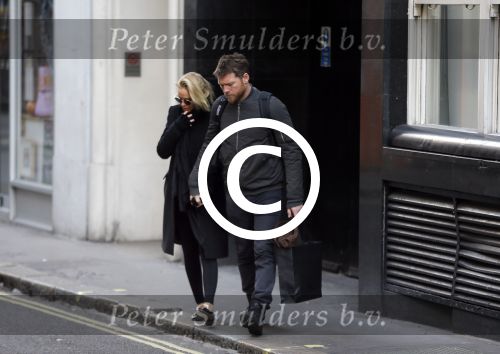 Londen 14 december 2014
Sam Worthington met zijn zwangere vriendin Lara Bingle in Londen