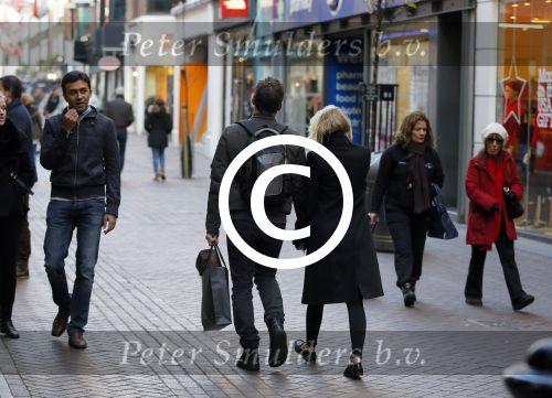 Londen 14 december 2014
Sam Worthington met zijn zwangere vriendin Lara Bingle in Londen