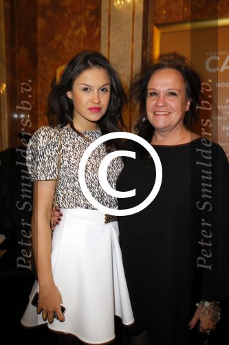 Amsterdam 18 december 2014
Premiere kerst circus in Carre.
Sandra Brood met dochter