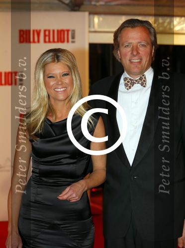 Scheveningen 30 november 2014
Premiere Billy Elliot in het circustheater.
Sandra Ysbrandy met man