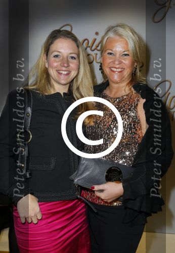 Amsterdam 1 december 2014
Premiere Gooische vrouwen 2 in het nieuwe de la mar met in de hoofdrollen Linda de Mol Lies Visschedijk Tjitske Reijdinga en Susan Visser