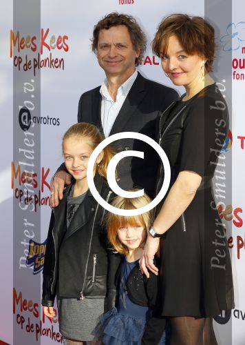 Amsterdam 22 november 2014
Premiere Mees Kees in carre met in de hoofdrollen Willem Voogd Sanne Wallis de Vries  Felix Osinga, en Brent Thomassen. Sanne Wallis de Vries met man en kinderen