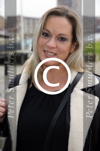 Amsterdam 7 december 2014
George Baker ( Hans Bouwens) vietr met familie en collega\'s zijn 70e verjaardag.
Sheila Timmerman met partner