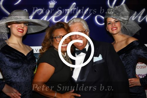 Den Haag, 15 December 2014
Societylunch georganiseerd door Tony Tetro
Hier samen met Justine Pelmelay