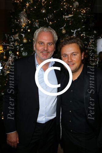 Amsterdam 11 december 2014
Luxery fair vip avond in de RAI. Wesly Bronkhorst met zijn vader moeder en een vriend