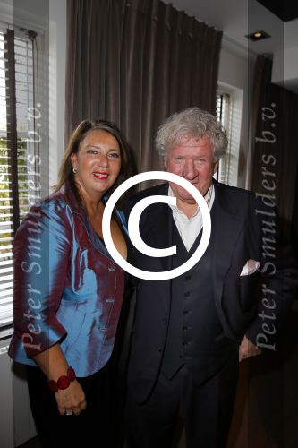 Vaassen 9 november 2014
Presentatie nieuwe produktlijn Aad Ouborg Bourgini genaamd. De presentatie is in restaurant de Leest van Jacob Jan Boerma. Willibrord Frequin met vriendin