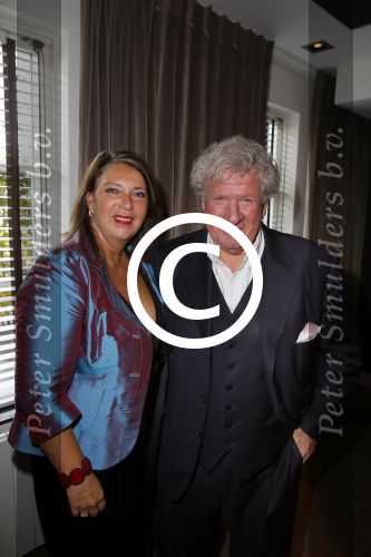 Vaassen 9 november 2014
Presentatie nieuwe produktlijn Aad Ouborg Bourgini genaamd. De presentatie is in restaurant de Leest van Jacob Jan Boerma. Willibrord Frequin met vriendin