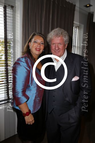 Vaassen 9 november 2014
Presentatie nieuwe produktlijn Aad Ouborg Bourgini genaamd. De presentatie is in restaurant de Leest van Jacob Jan Boerma. Willibrord Frequin met vriendin