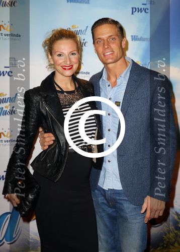 Den Bosch 23 november 2014
Premiere Sound of music in de parade in Den Bosch. Winston Post met zijn zwangere vrouw Denise v Rijswijk