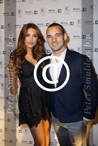 Blaricum 23 november 2014
Free a girl avond in Blaricum. Yolanthe Sneijder Cabau en Wesley Sneijder