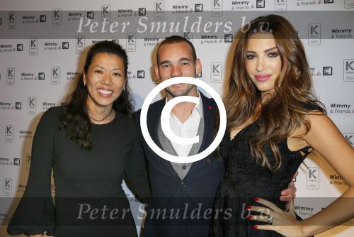 Blaricum 23 november 2014
Free a girl avond in Blaricum. Yolanthe Sneijder Cabau en Wesley Sneijder
