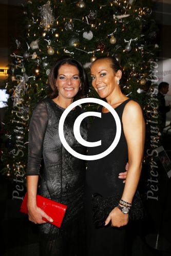Amsterdam 11 december 2014
Luxery fair vip avond in de RAI. Yvette Rommy met een vriendin