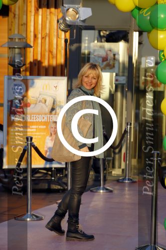 Amsterdam 9 december 2014
Yvon Jaspers gaat voorlezen bij Mc Donalds ivm start van een aktie voor het Ronald Mc Donald huis.