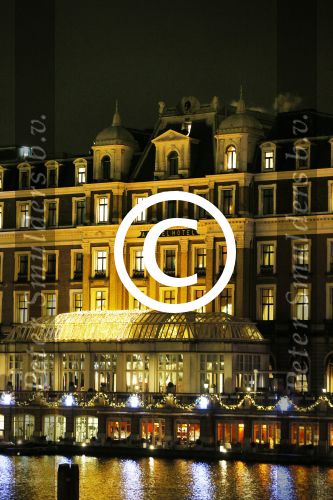 Amsterdam 20 november 2015 
Het Amstel hotel in de avond.