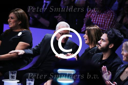 Aalsmeer 20 november 2015
Sabia Boulahrouz zwanger in het programma Mindmasters van SBS6.
Mindmasters Live, Uri Geller, Walter Rolfo, Patty Brard  Wolter Kroes Jochem v Gelder Peter R de Vries Boer geile Geert Monique Smit Patty Brard Kay nambiar en K# Lisa Michels. Kim LIan v d Meij presenteert het in studio Aalsmeer.