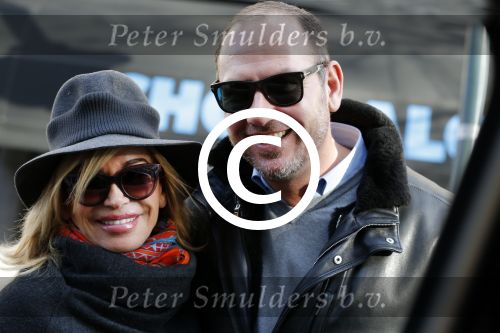 Amsterdam 28 november 2015 
Connie Breukhoven met vriend Eugene v Dun op de cornelis schuytstraat