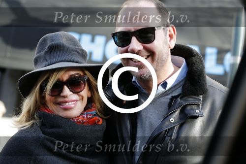 Amsterdam 28 november 2015 
Connie Breukhoven met vriend Eugene v Dun op de cornelis schuytstraat