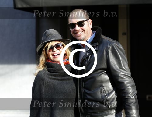 Amsterdam 28 november 2015 
Connie Breukhoven met vriend Eugene v Dun op de cornelis schuytstraat