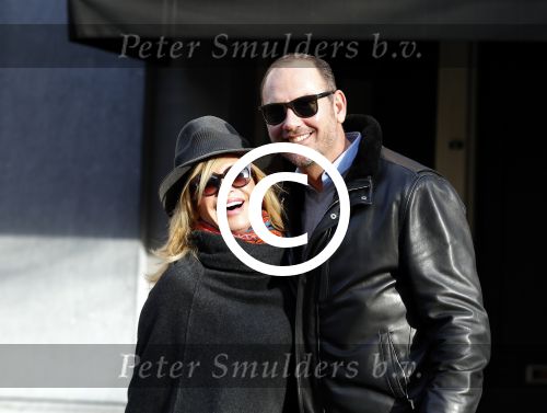 Amsterdam 28 november 2015 
Connie Breukhoven met vriend Eugene v Dun op de cornelis schuytstraat