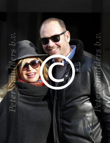Amsterdam 28 november 2015 
Connie Breukhoven met vriend Eugene v Dun op de cornelis schuytstraat